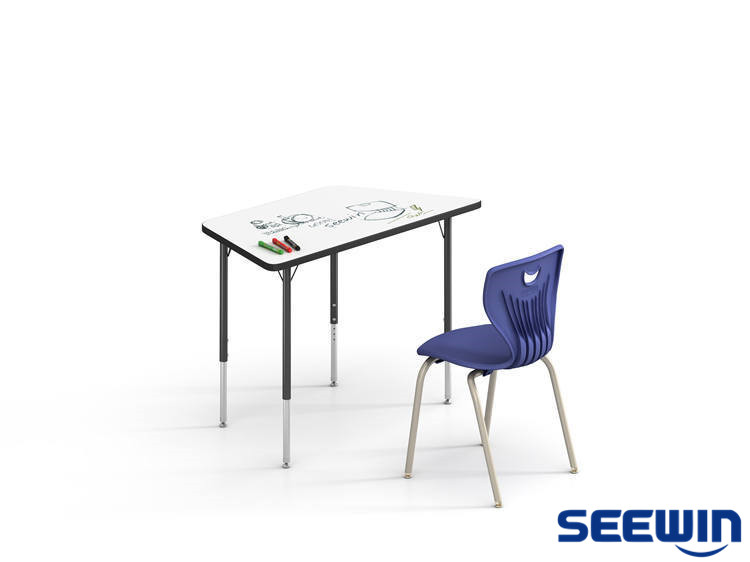 學生課桌椅